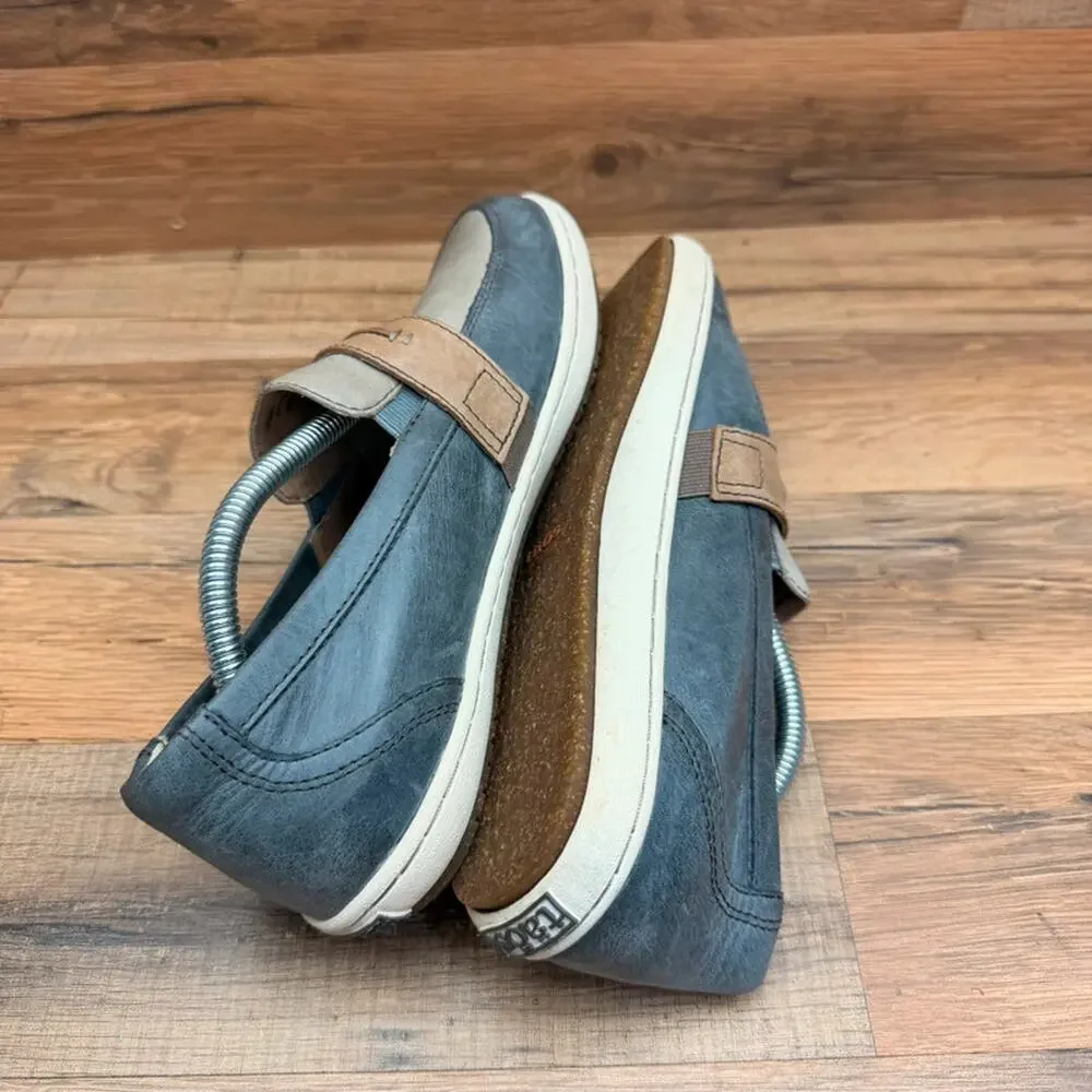Taos Women's Size 7.5 gray Leather Loafers   Shoes
